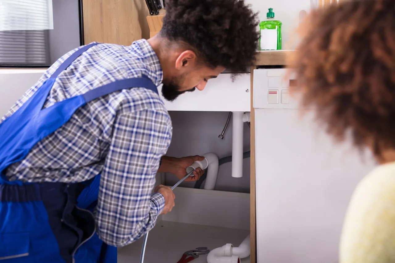 Installation de sanitaires dans une maison de la vallée de la Juine